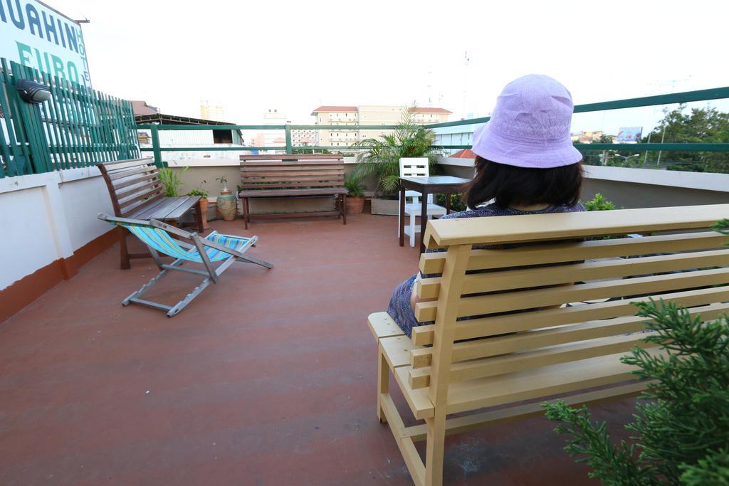 Chanchala Cafe & Hostel Hua Hin Dış mekan fotoğraf