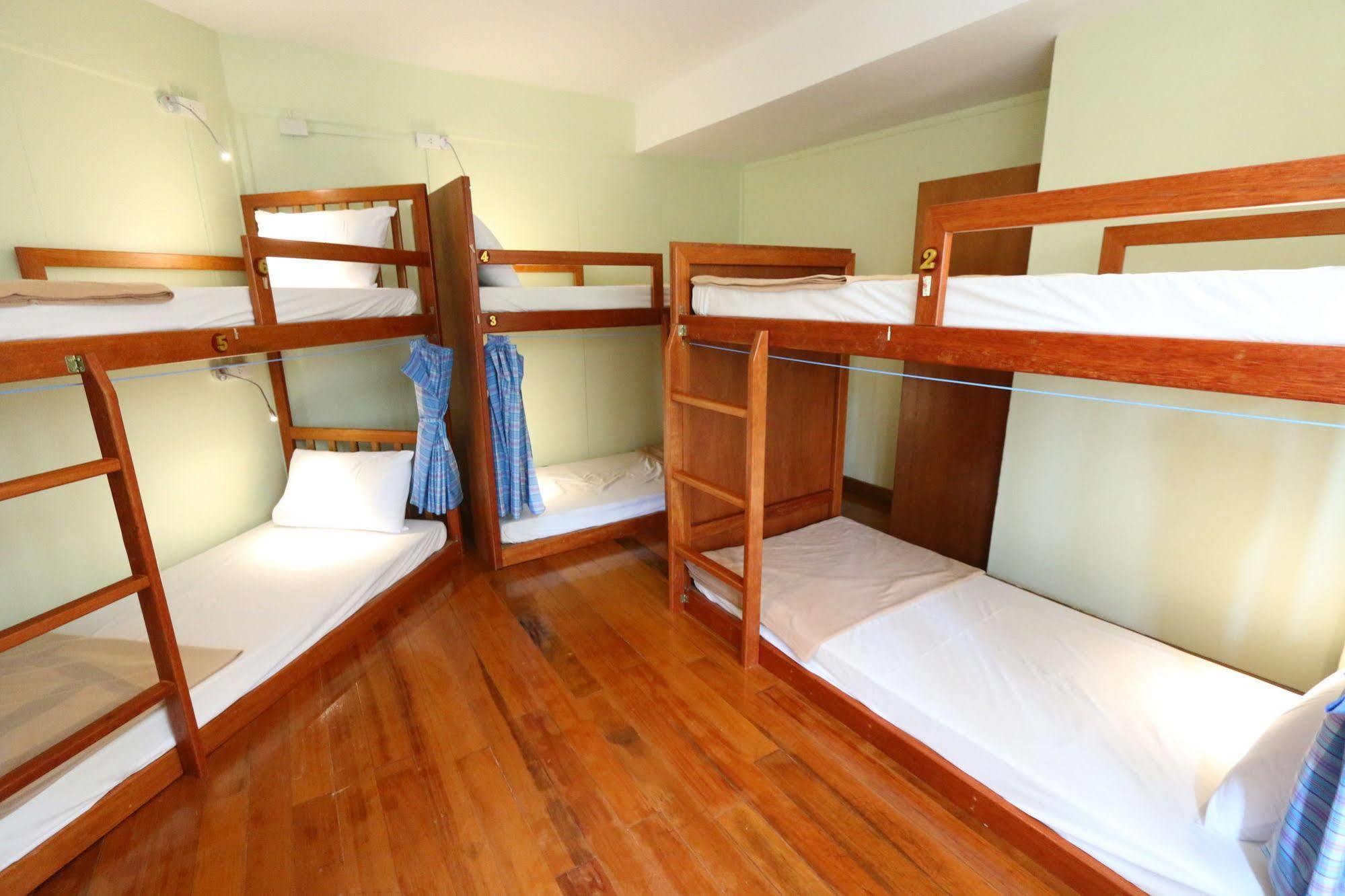 Chanchala Cafe & Hostel Hua Hin Dış mekan fotoğraf